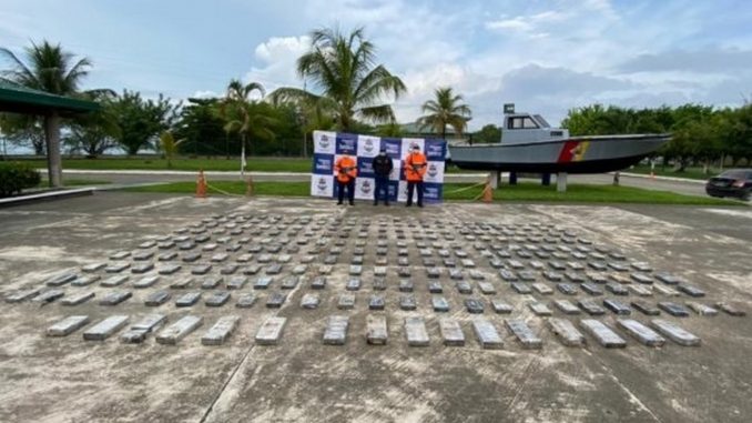 Incautan 285 kg de clorhidrato de coca del 'Clan del Golfo' Incautan 285 kg de clorhidrato de coca del 'Clan del Golfo'