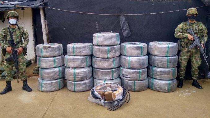 Camuflaron más de 400 kilogramos de marihuana en rollos de manguera Camuflaron más de 400 kilogramos de marihuana en rollos de manguera