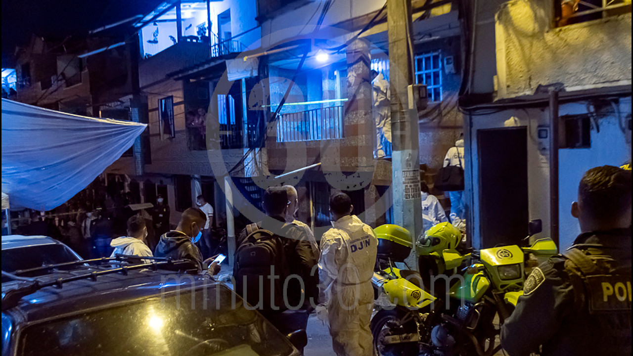 EN FOTOS Y VIDEO: ¡Horrible! Mataron a una pareja de venezolanos en frente de su pequeño 9 LORETO