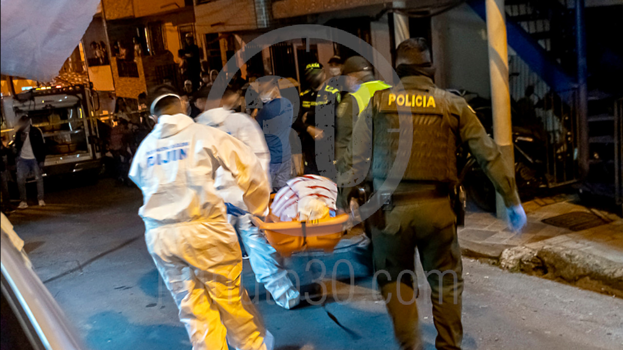 EN FOTOS Y VIDEO: ¡Horrible! Mataron a una pareja de venezolanos en frente de su pequeño 6 LORETO