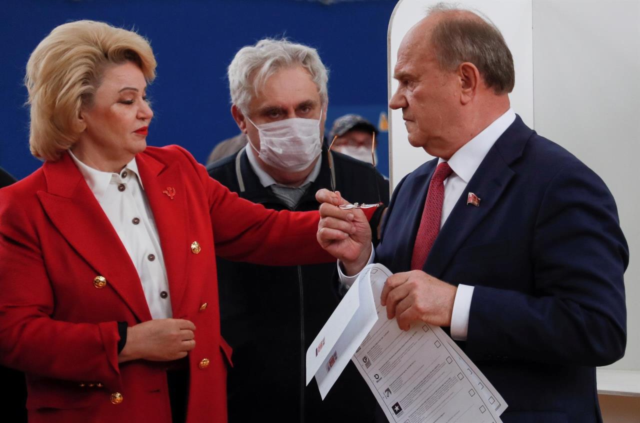 Los rusos se debaten entre el monopolio de la estabilidad y el cambio sin red 1 elecciones rusia