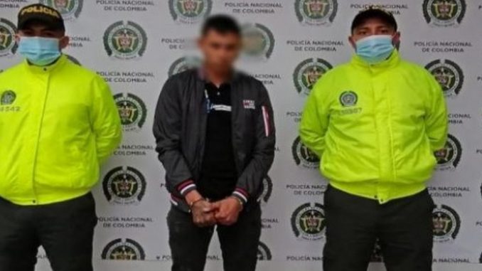 Cayó alias 'Ferney', por quema de vehículos en el Bajo Cauca Cayó alias 'Ferney', por quema de vehículos en el Bajo Cauca