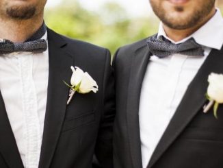 Un día antes de la boda, 'desinvitó' a su prometido para casarse con su exnovio 1 hombre