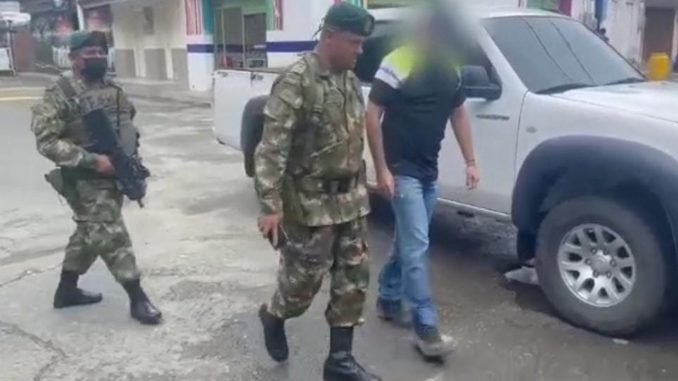 Ejército rescató a ingeniero ambiental en el Cauca Ejército rescató a ingeniero ambiental en el Cauca