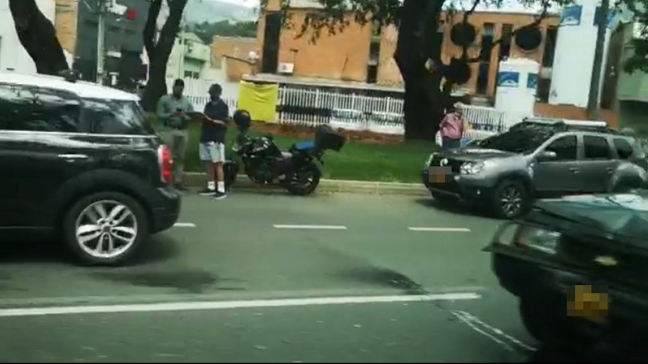 Reportan accidente a la altura del puente de la 30