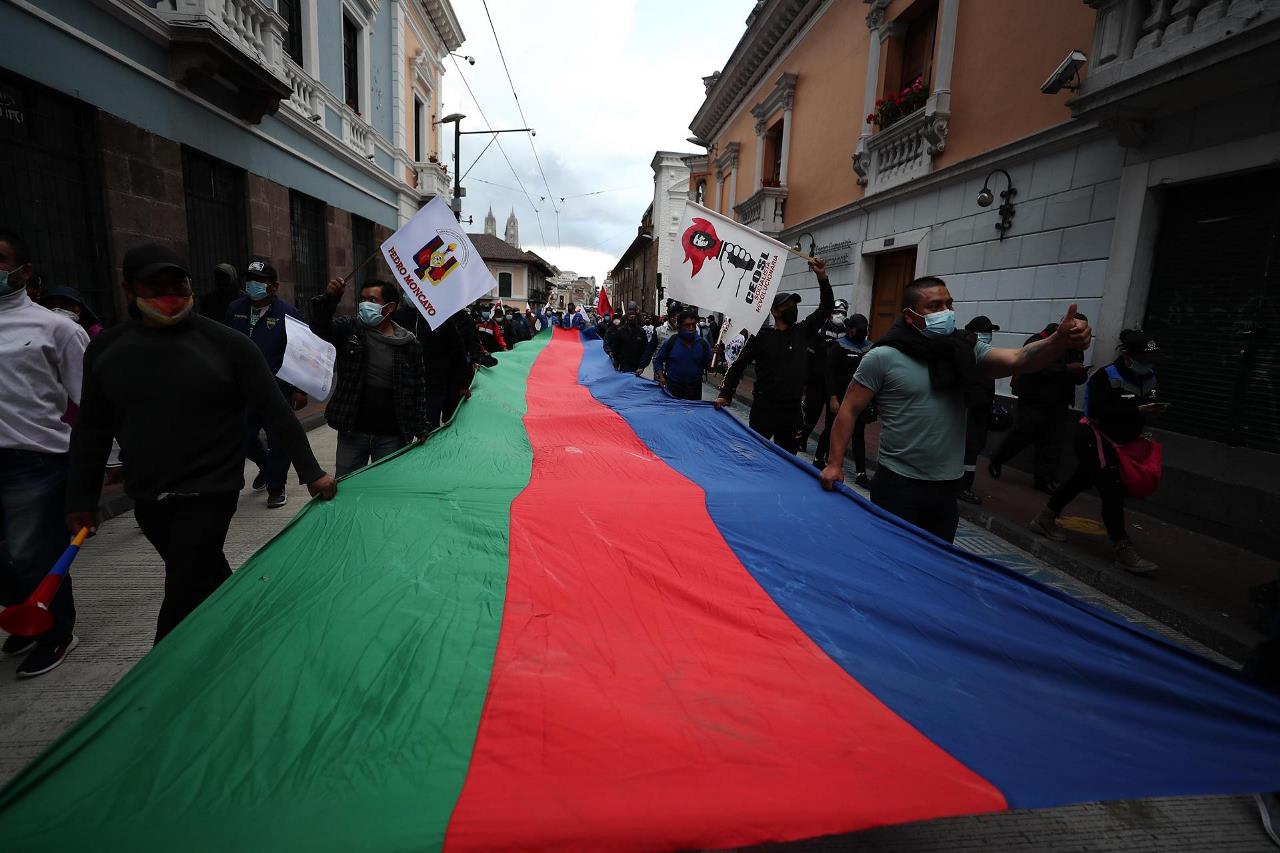 Un millar de manifestantes marchan en Quito en una protesta contra Lasso 1 manifestaciones ecuador2