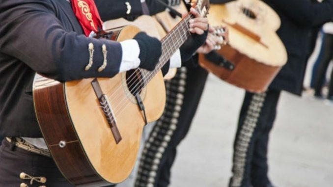mariachis atacados en bogota Mariachis