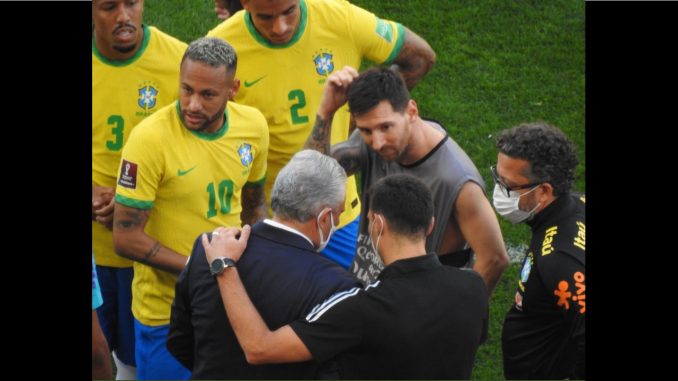 La reacción de Messi a la suspensión del partido Brasil vs Argentina argentina-brasil La reacción de Messi a la suspensión del partido Brasil vs Argentina