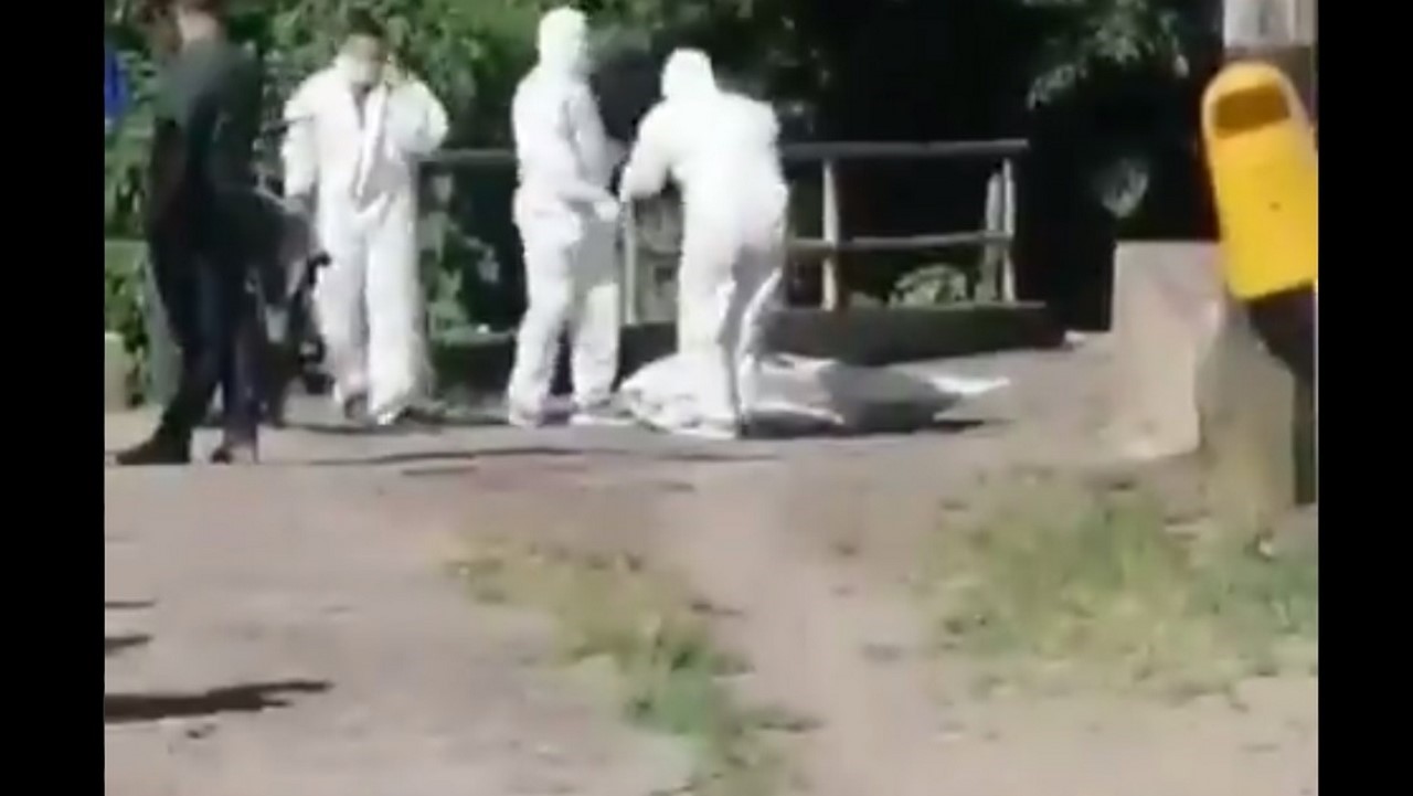 en plena vía pública de Andes encontraron un muerto