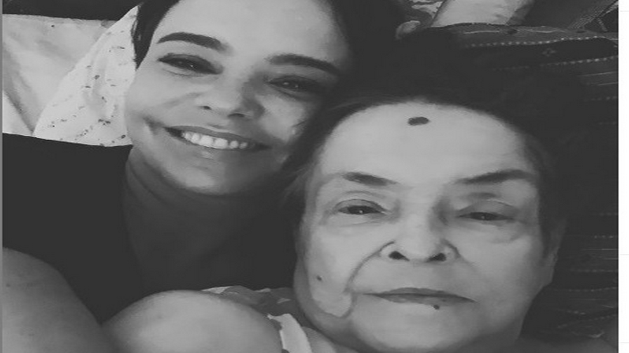 “Jamás había sentido algo así”: Natasha Klauss sobre el fallecimiento de su mamá