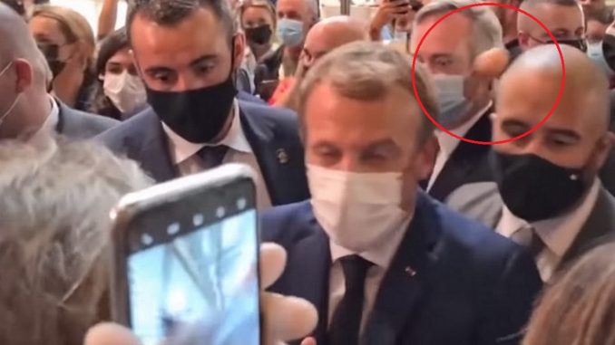presidente francia huevo