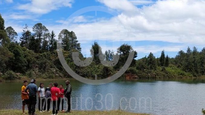 ¡Qué pesar! Joven de 17 años se ahogó en una laguna en Santa Elena 1 ¡Qué pesar! Joven de 17 años se ahogó en una laguna en Santa Elena