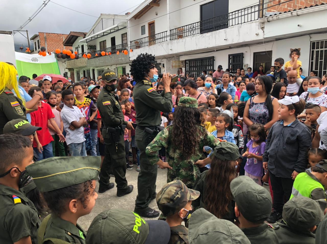 ¡Qué nota! Con actividades lúdicas, la Policía Nacional celebró el “Día Dulce de la Niñez” en Antioquia 6 Antioquia