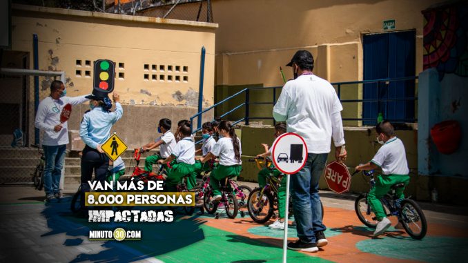 Con-acciones-pedagogicas-en-los-colegios-en-Medellin-buscan-una-movilidad-segura Medellín