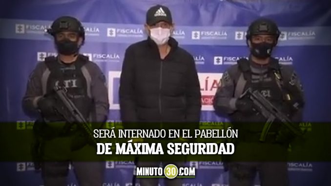 Emilio Tapia fue trasladado esta madrugada a la cárcel La Picota Emilio Tapia fue trasladado esta madrugada a la cárcel La Picota