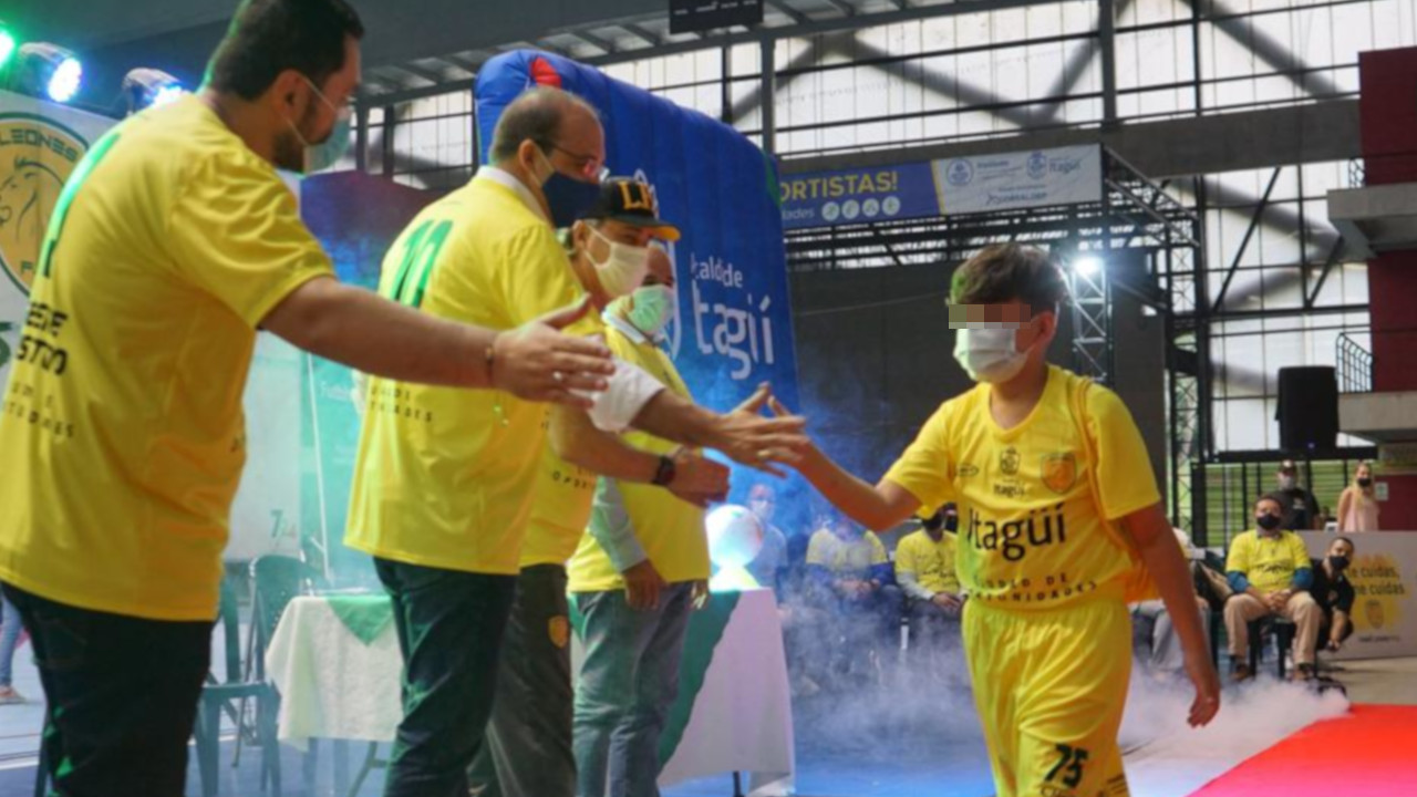 ¡Qué maravilla! En Itagüí abrieron una escuela deportiva para 300 niños