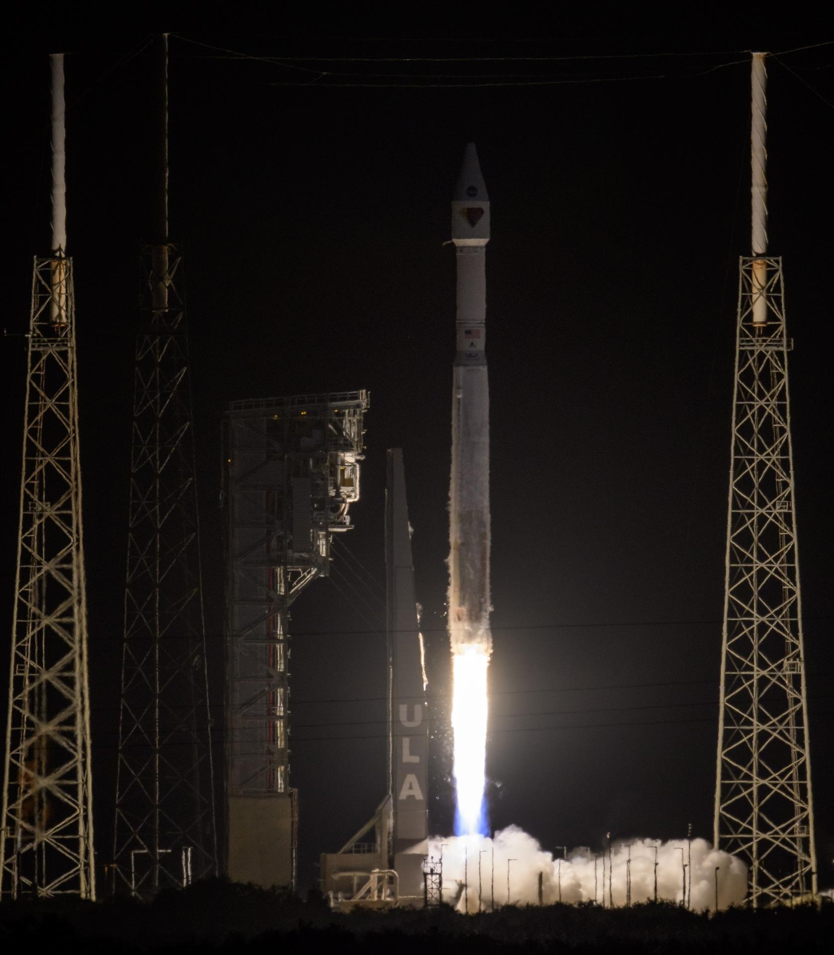 FOTOS Y VIDEO: Despega Lucy, la misión que indagará en los orígenes del Sistema Solar 3 LUCY1
