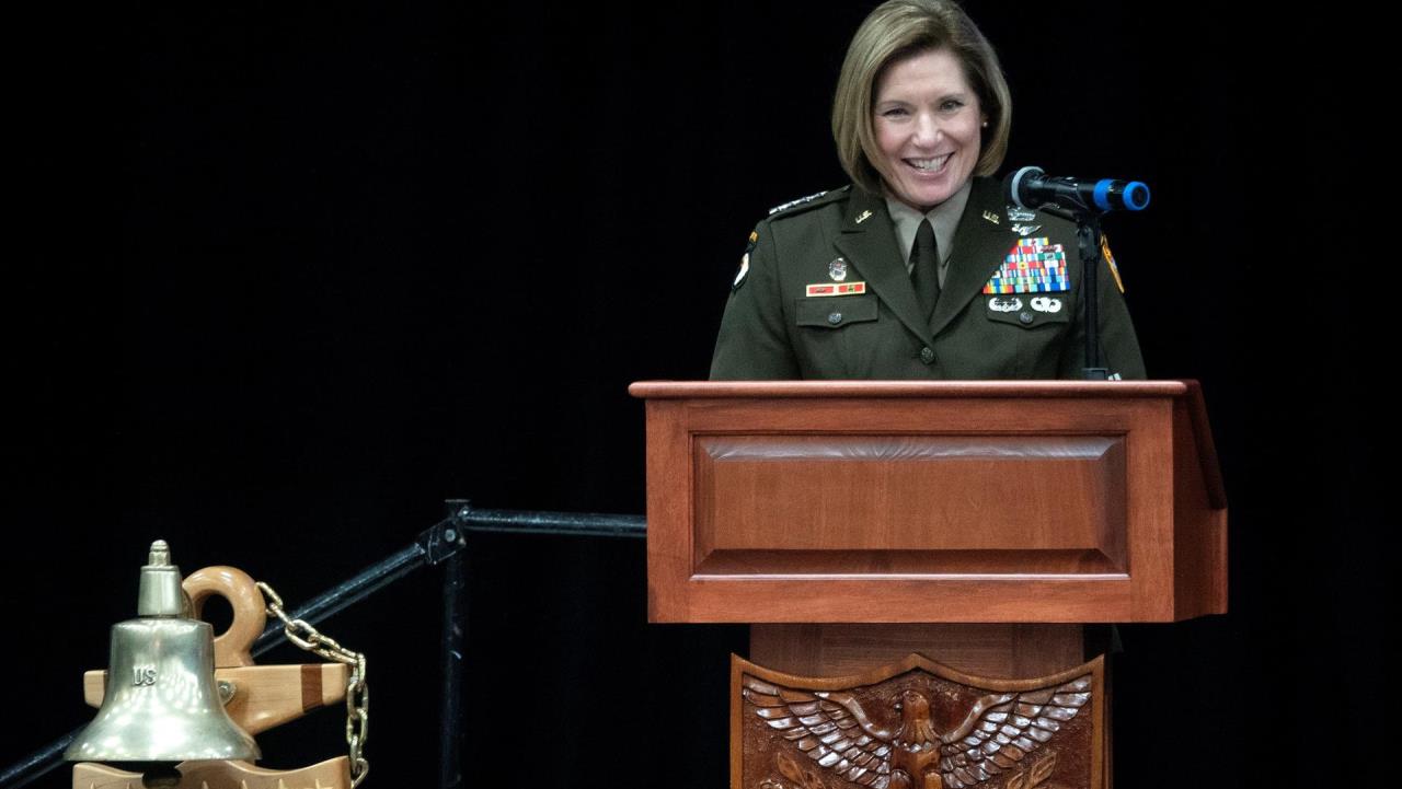Richardson hace historia como la primera mujer jefe del Comando Sur de EE.UU. 1 Richardson