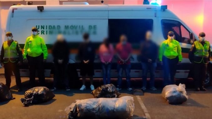 Cayeron cinco presuntos integrantes de 'Los Barbachos', drogaban a sus víctimas para robarlas 1 Los Barbachos