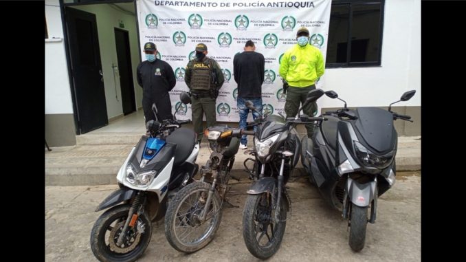 Policía recuperó siete motos y dos carros que se habían robado Policía recuperó siete motos y dos carros que se habían robado