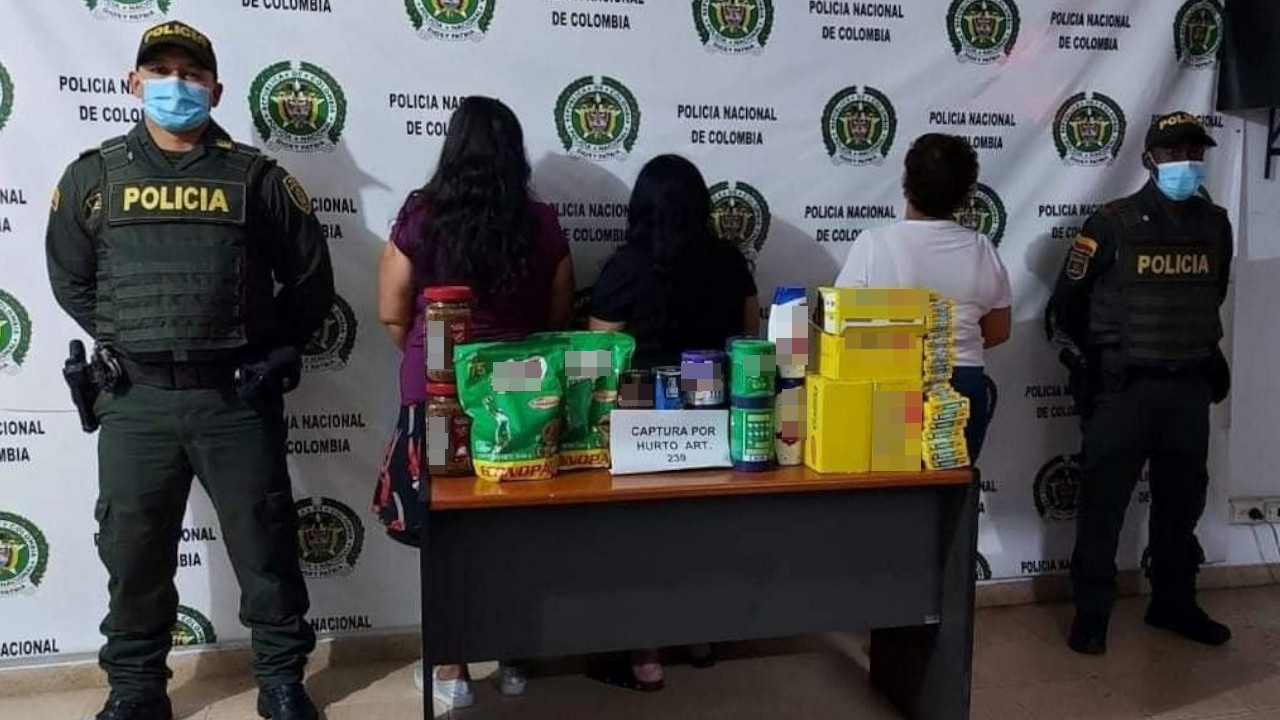 ¡Ay señoras! Pillaron a unas mujeres cuando estarían robando en un supermercado en Sopetrán