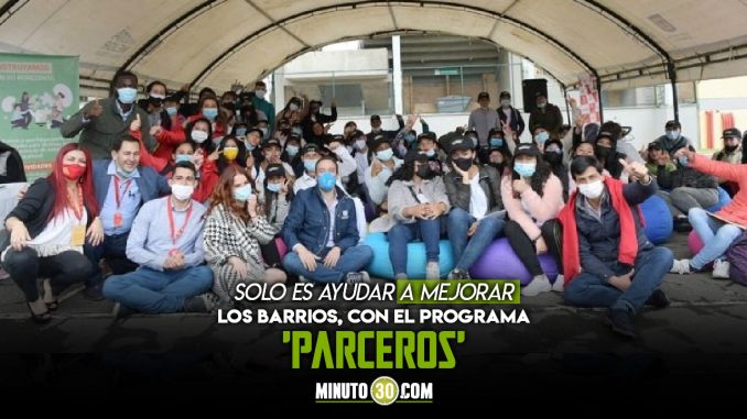 No-se-le-mide-Buscan-a-10.000-jovenes-que-ni-estudien-ni-trabajen-y-les-pagaran-500.000-al-mes Jóvenes