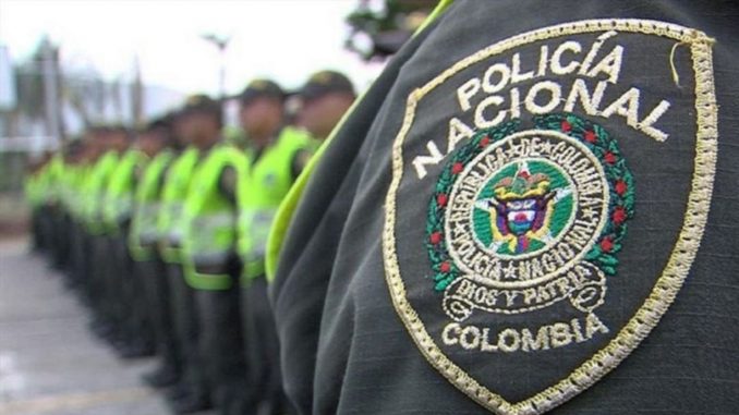Policía Policía