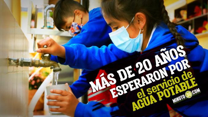 Video-Cómo-tiene-que-ser-Más-de-1000-familias-en-Santa-Elena-ahora-tienen-agua-potable Agua