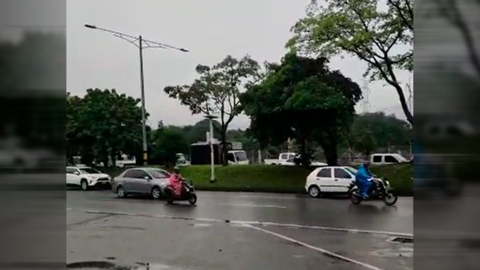 Video-Todo-está-colapsado-Además-del-daño-en-el-Metro-la-Regional-está-intransitable-esta-mañana Regional