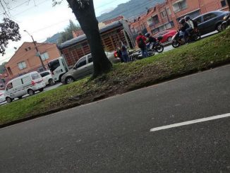 Fotos: Reportan accidentes "desbordados" en la Av. 80, a la altura de la Clínica Las Américas 1 Accidentes Av. 80