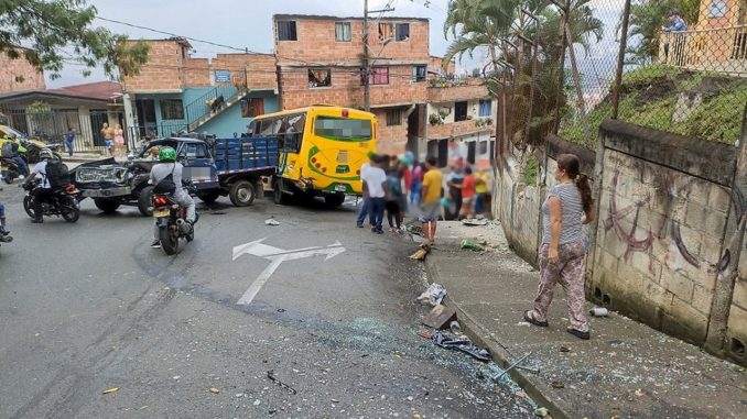 accidente transito enciso (2)