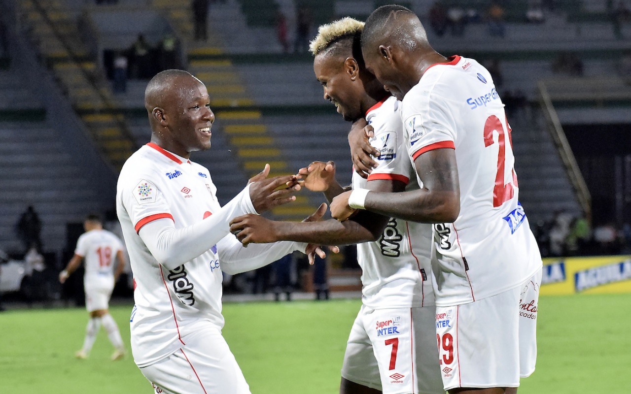 América salvó a Juan Carlos Osorio