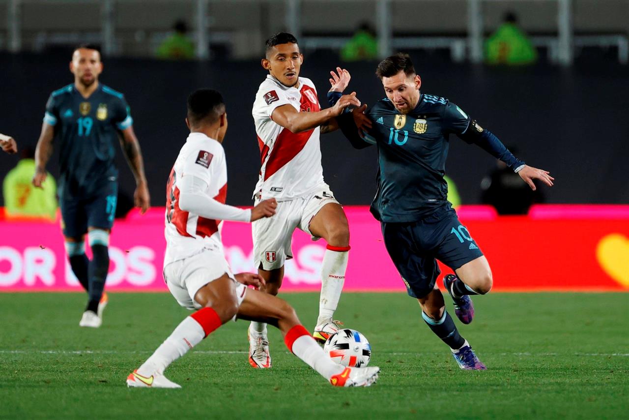Argentina saca ocho puntos al tercero y hunde a Perú en el penúltimo puesto 3 Argentina