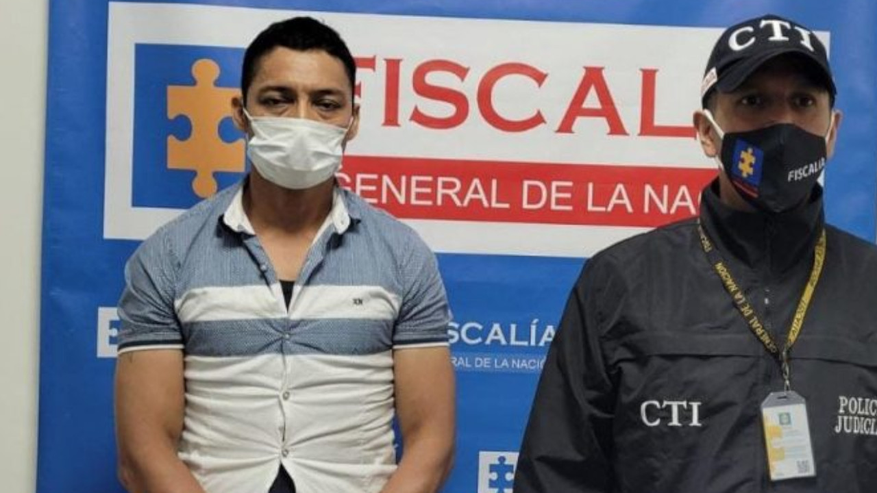 ¡Desgraciado! Porque ya no quería nada con él, atacó a su pareja y a su suegra a puñaladas 1 cuchillo
