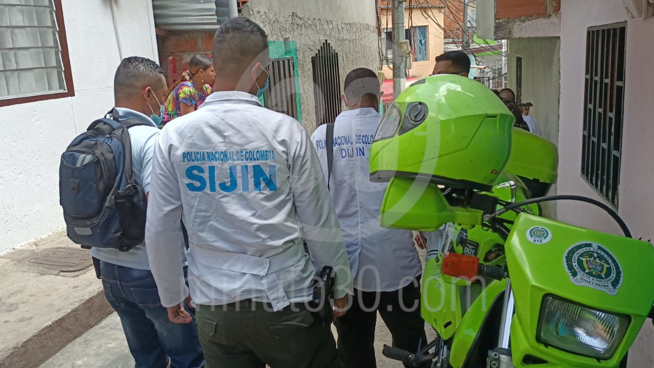 EN FOTOS: Adulta mayor que no habían visto en días, fue encontrada muerta en su casa 9 BELLO
