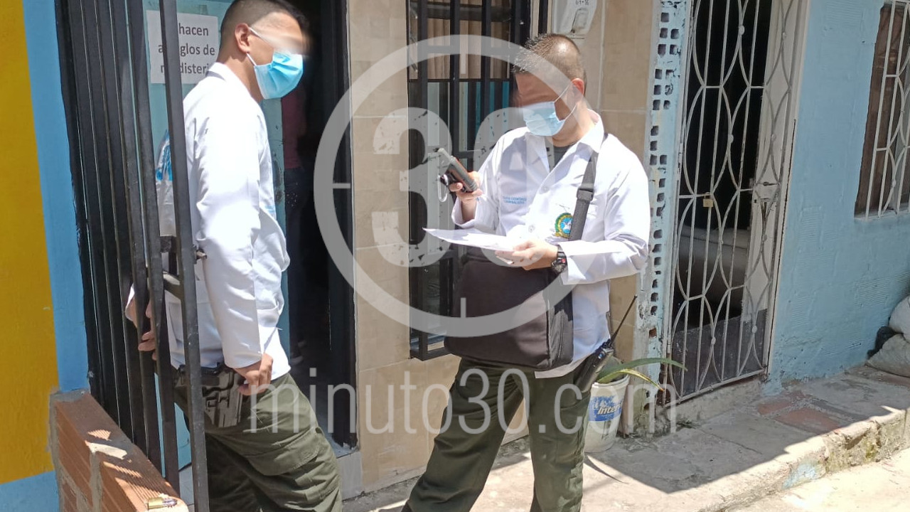 EN FOTOS: Adulta mayor que no habían visto en días, fue encontrada muerta en su casa 2 BELLO
