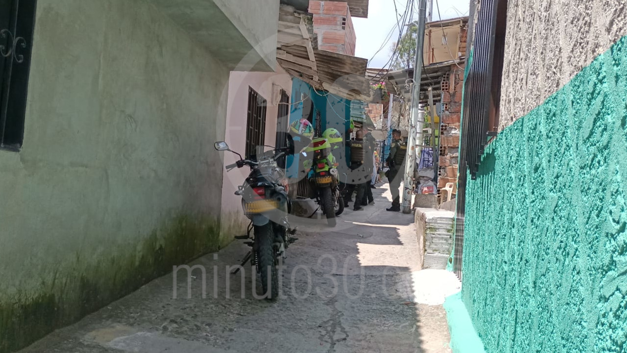 EN FOTOS: Adulta mayor que no habían visto en días, fue encontrada muerta en su casa 3 BELLO