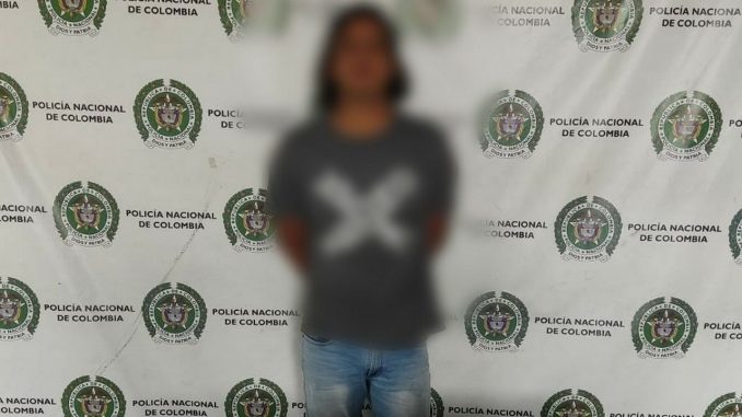 Lo cogieron en Aranjuez con un revólver Lo cogieron en Aranjuez con un revólver