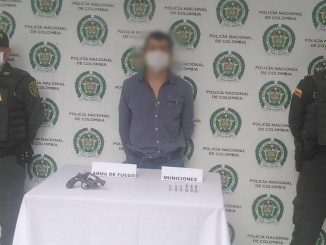 Lo 'agarraron' en El Santuario con una pistola 1 Lo 'agarraron' en El Santuario con una pistola