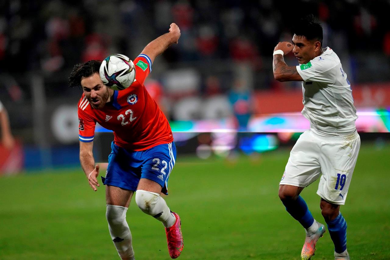 Chile vence a Paraguay y toma aire en la eliminatoria 2 Chile