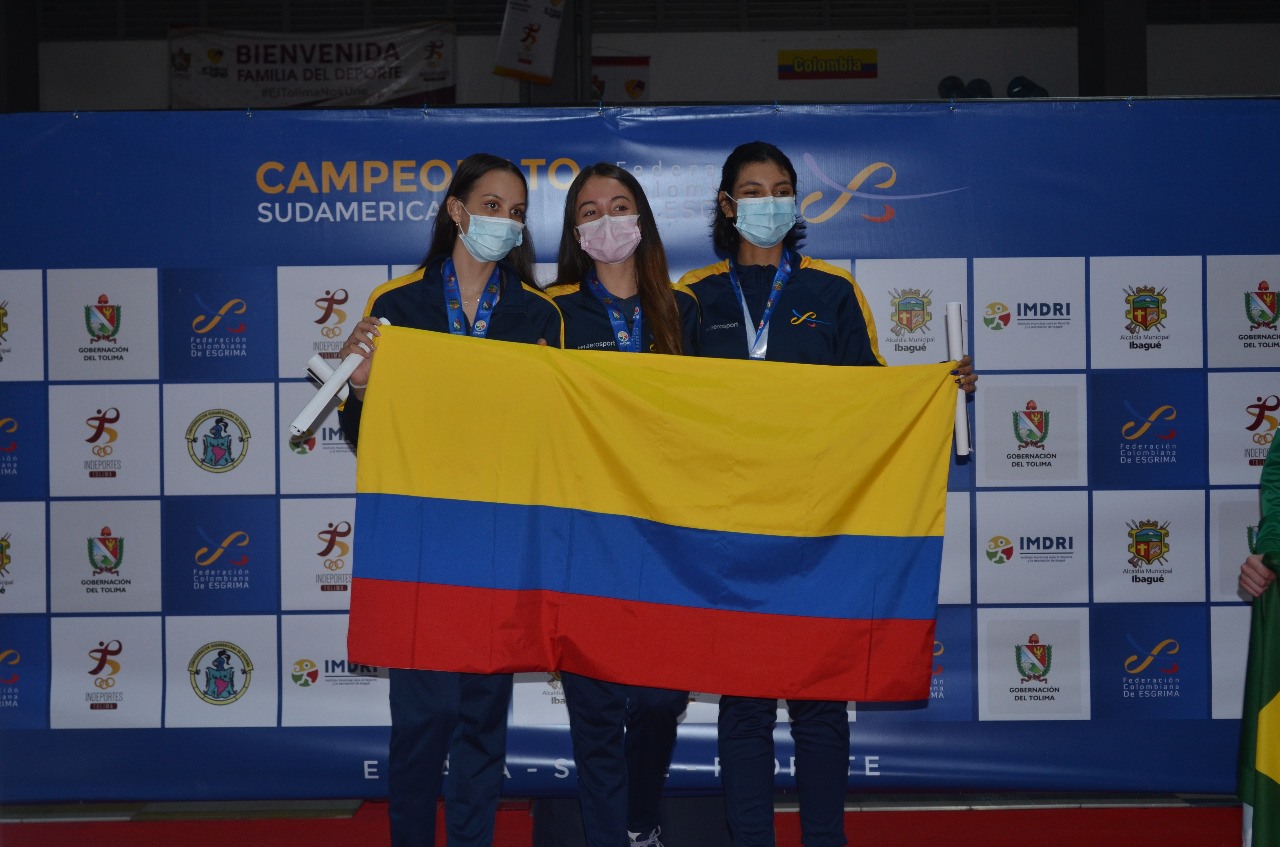 FOTOS: Colombia se coronó Campeón Sudamericano de Esgrima en las categorías juveniles 4 esgrima3