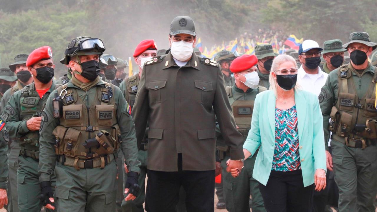 Maduro acusa a Colombia de infiltrar “grupos terroristas” en Venezuela