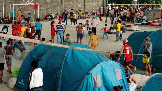 Fotografía de archivo de migrantes venezolanos en un centro de integración ciudadana de Arauquita, localidad fronteriza y perteneciente al departamento de Arauca (Colombia). EFE/Jebrail Mosquera Contreras venezolanos en Colombia