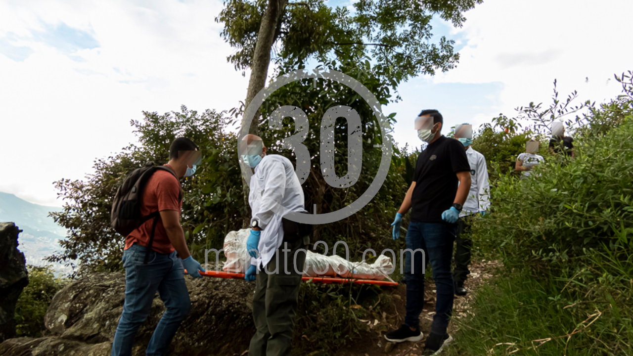 EN FOTOS Y VIDEO: Identificaron al hombre que fue hallado decapitado en Robledo 15 decapitado