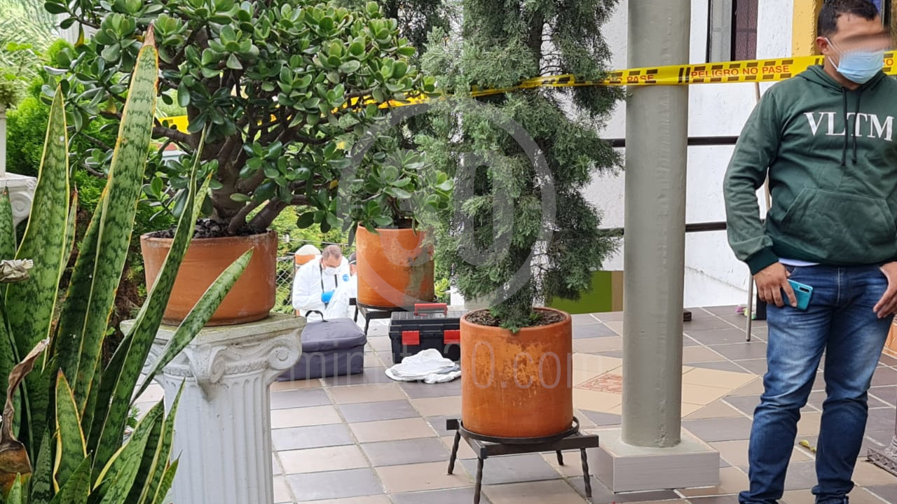 FOTOS: Un sacerdote fue hallado muerto en su casa cural, en Copacabana 2 SACERDOTE