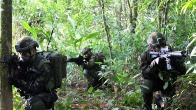 Combates Ejército Combates Ejército