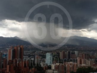 Fotos y video: ¡Qué diluvio! Así se ve el aguacero que cae en diferentes sectores del Valle de Aburrá 1 Valle de Aburrá
