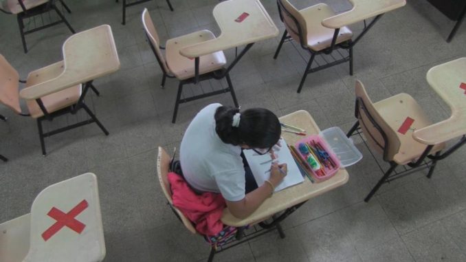 El Caribe mantiene "una media un poco más alta, de entre el 15 % y 18 %" con respecto al resto de los países de la región, los cuales en su mayoría no cuentan sistemas para reportar y registrar este tipo de problemas mentales entre la población joven. Fotograma. EFETV trastornos mentales