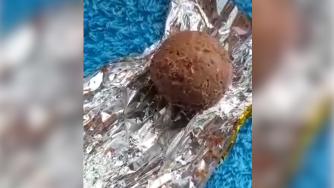 [Video] ¡Qué asco! En una tienda en Aranjuez compraron un dulce de chocolate y salió repleto de gusanos