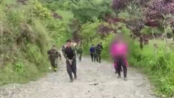 Dos presuntos guerrilleros murieron en combate con el Ejército en Yarumal Dos presuntos guerrilleros murieron en combate con el Ejército en Yarumal